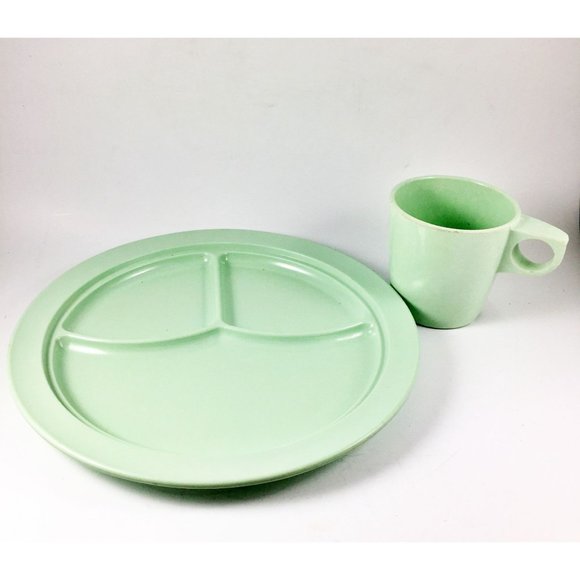 Melmac Divided Plate and Matching Cup Jadite Green Set Mint - Picture 2 of 7